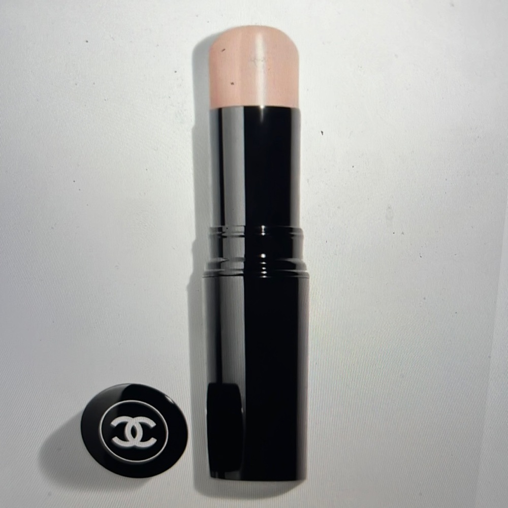 Chanel Multi Use Glow Stick Transparent